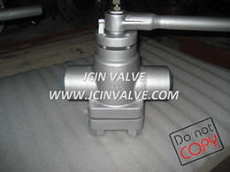 Lubricated Plug Valve